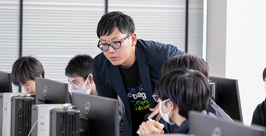 地元の企業・学生に向けて<br />
世界水準のテクノロジーを発信